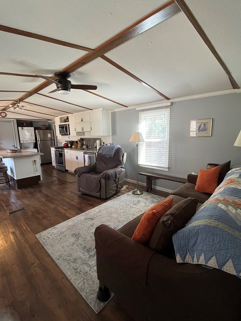 Single Family 2BR 2BA - 32 Nelson Road, Hiawassee, GA