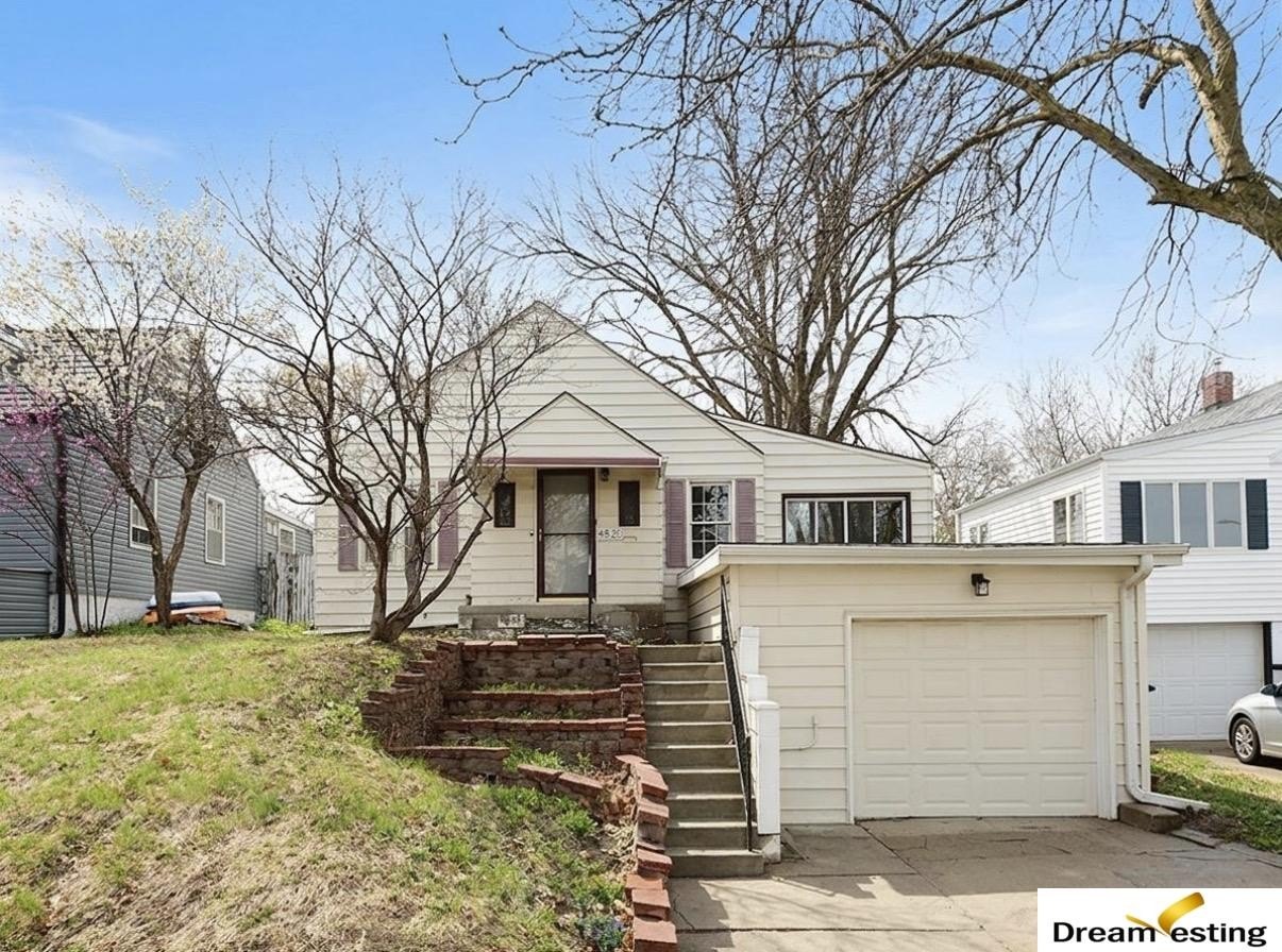Single Family 3BR 2BA - 4820 Franklin Street, Omaha, NE