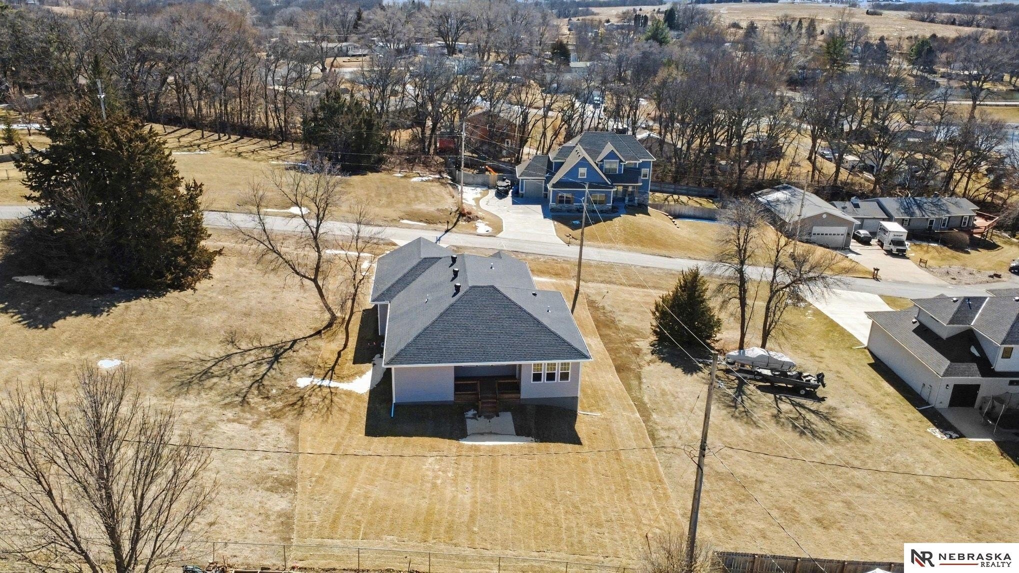 Single Family 4BR 3BA - 8507 Riverdale Road, Plattsmouth, NE