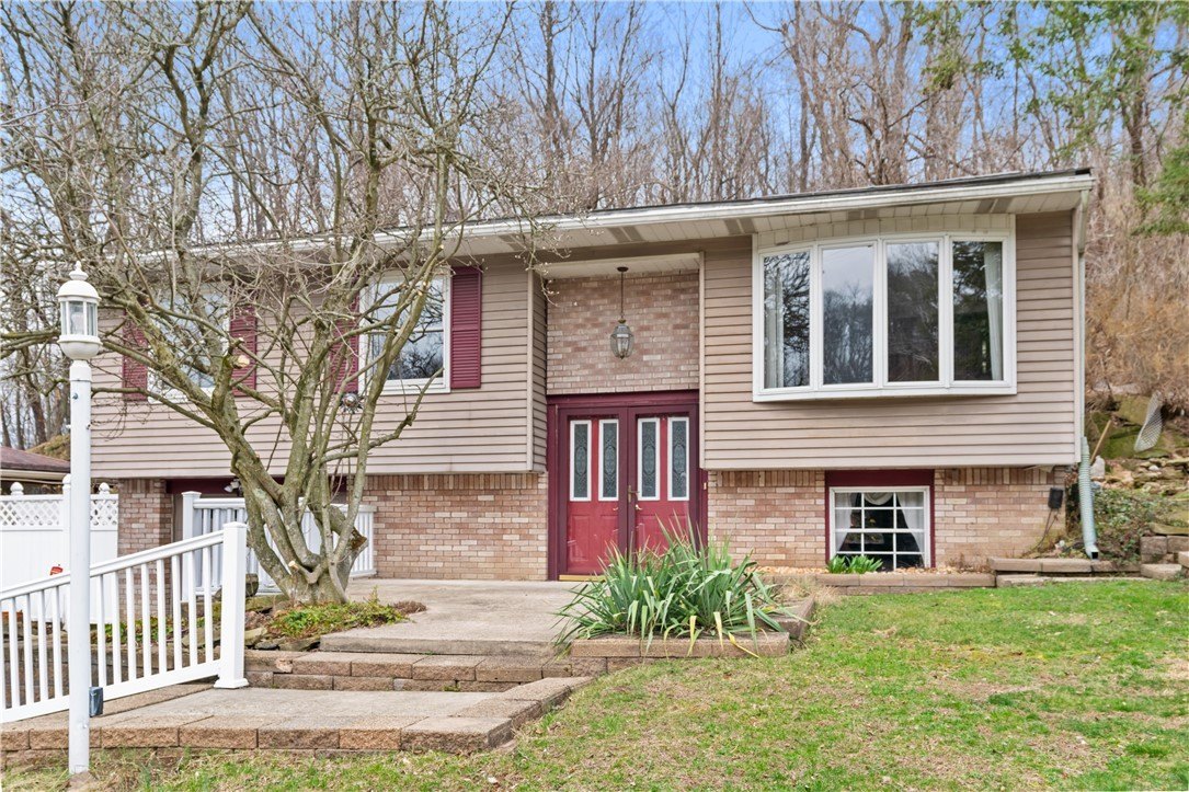 Single Family 3BR 3BA - 1302 Rankin Road, White Oak, PA