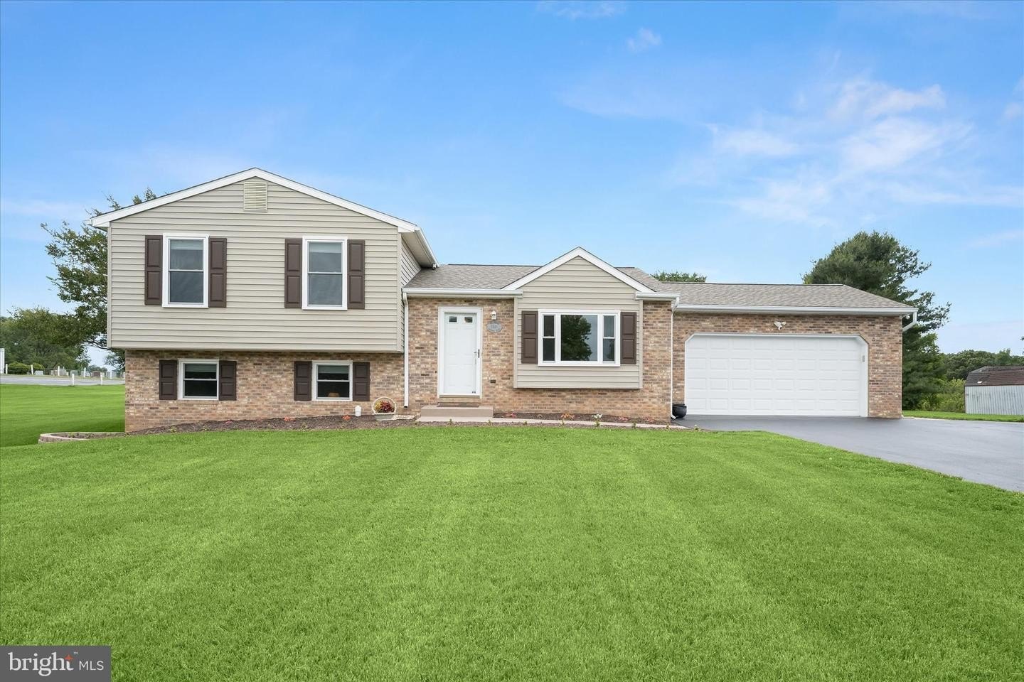 Single Family 3BR 3BA - 2661 DOTSONS RIDGE RD, MOUNT AIRY, MD