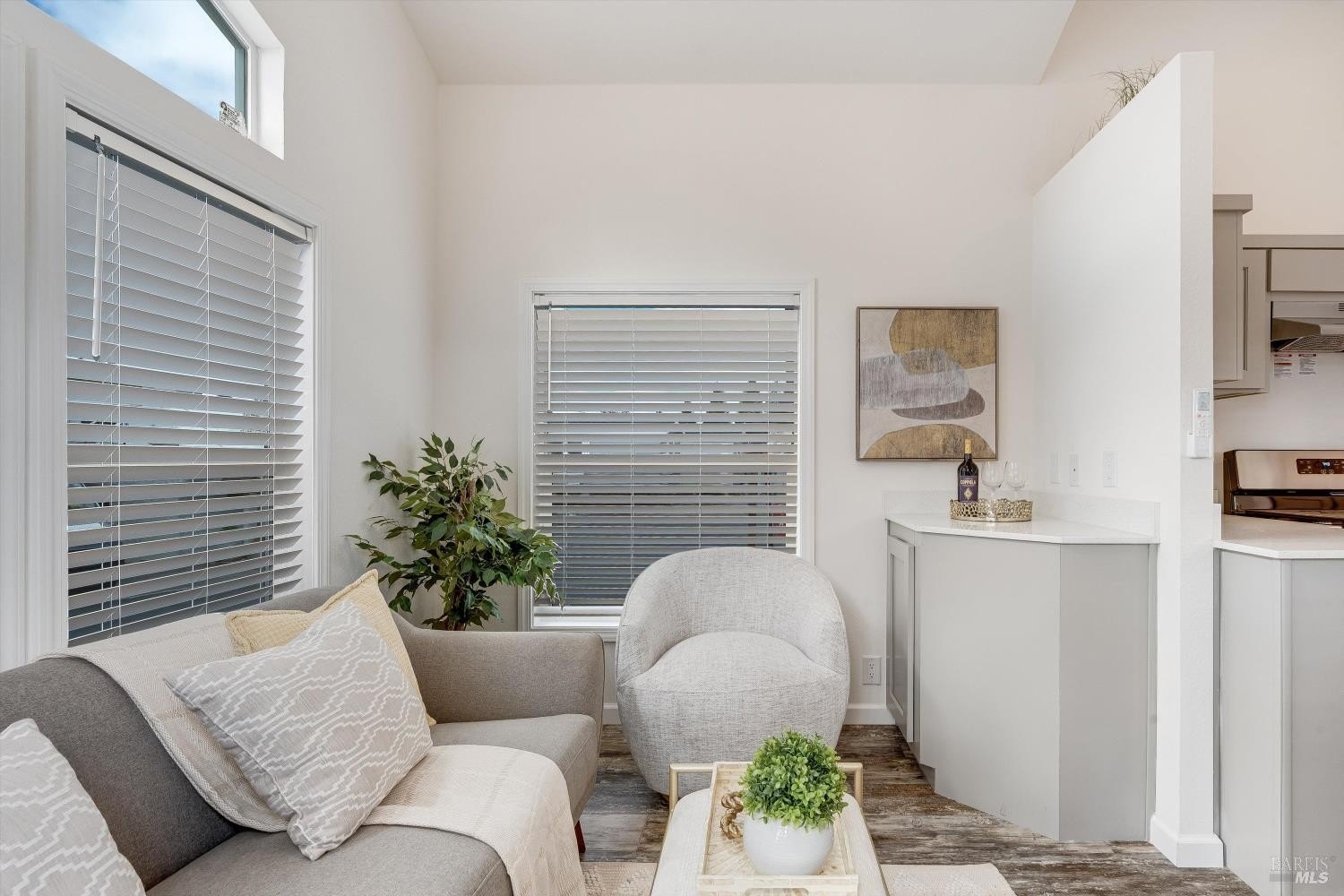 Manufactured Housing 1BR 1BA - 101 Colgan Avenue, Santa Rosa, CA