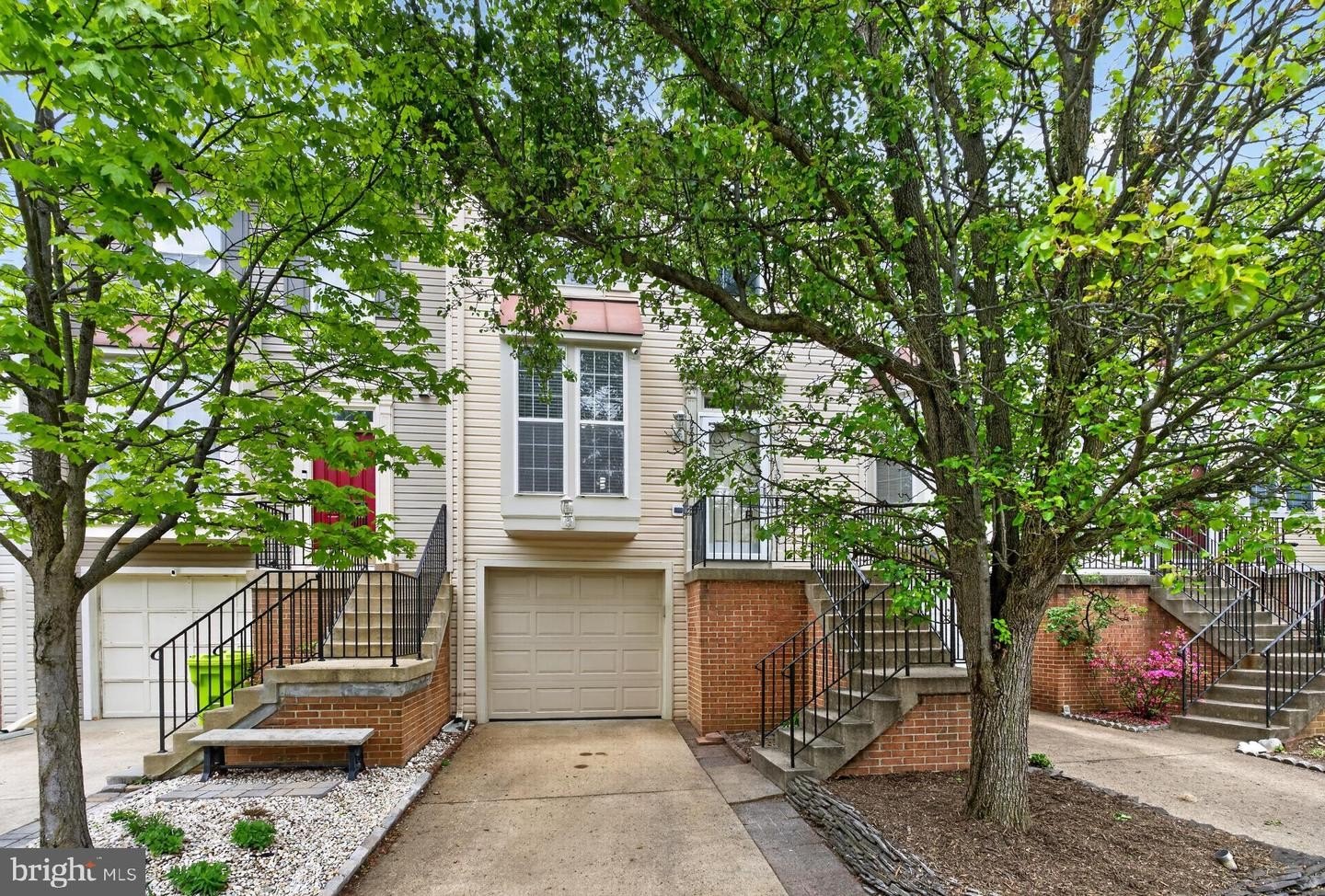Single Family 3BR 3BA - 7723 MARKHAM GRANT LN, ALEXANDRIA, VA
