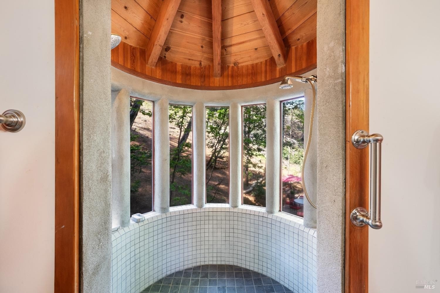 Single Family 4BR 3BA - 4034 Spring Mountain Road, St. Helena, CA