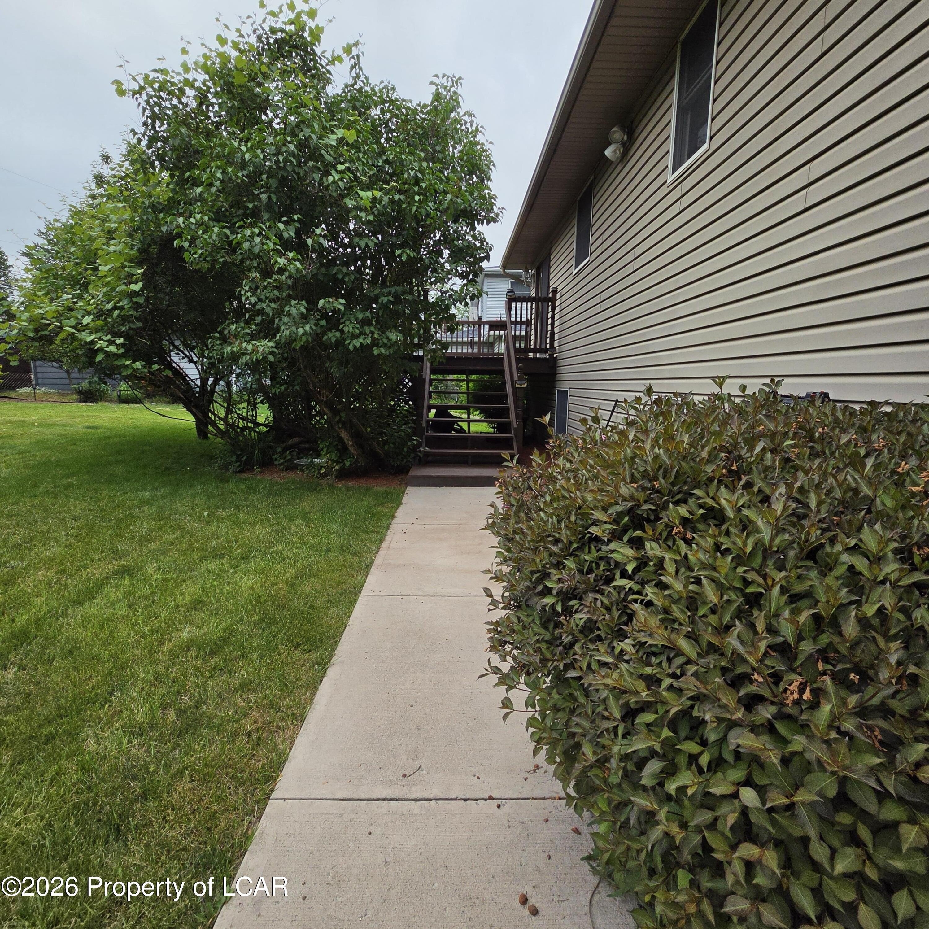 Single Family 2BR 2BA - 552 Kiefer Avenue, Hazleton, PA