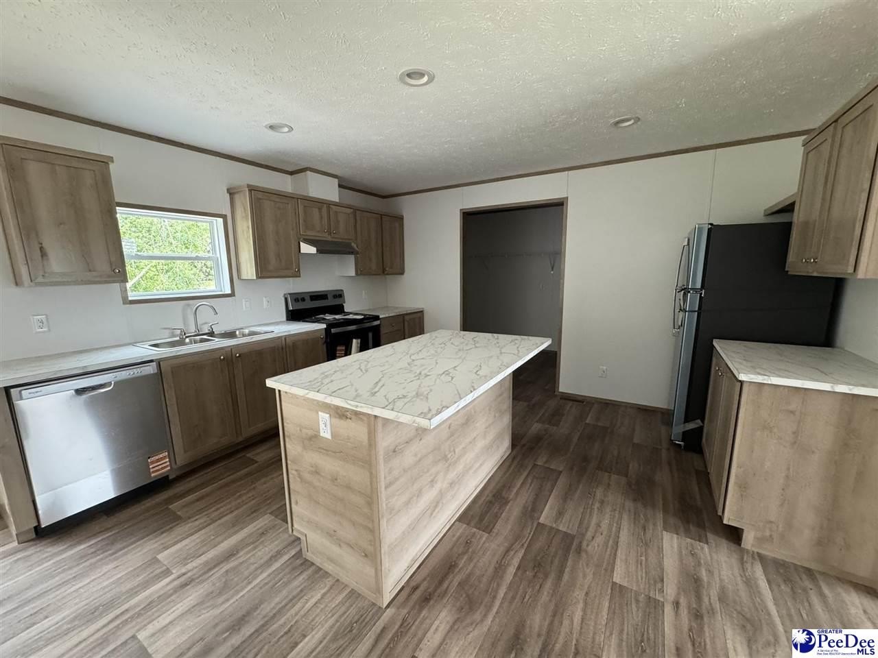 Manufactured Housing 5BR 3BA - 1006 Gause Canal Rd, Coward, SC