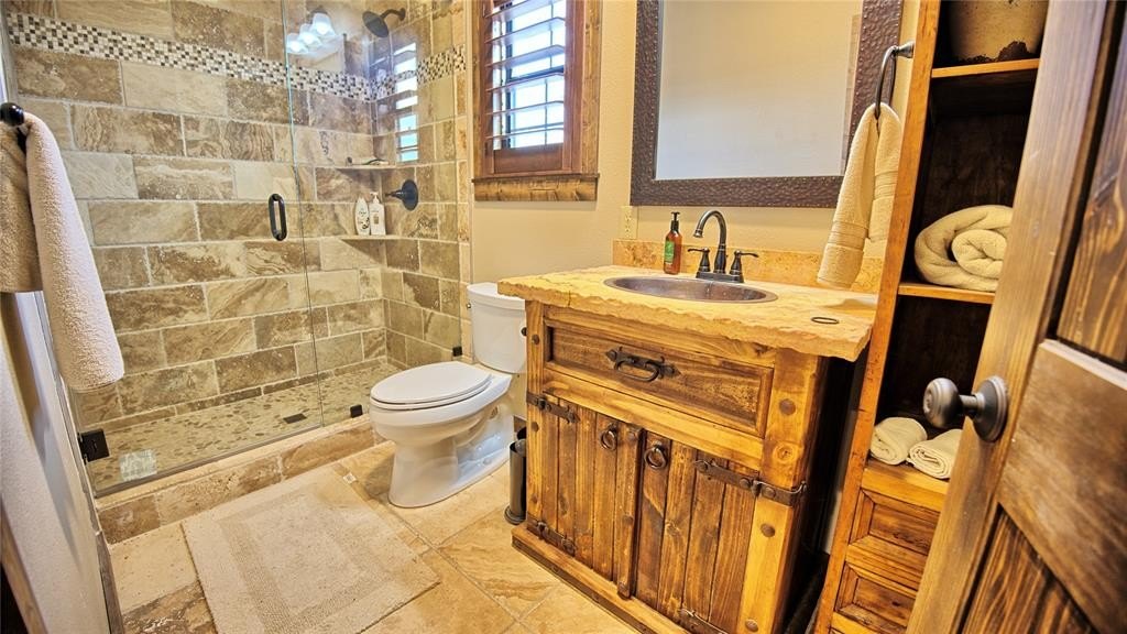 Single Family 2BR 2BA - 802 Fm 2634, Nocona, TX