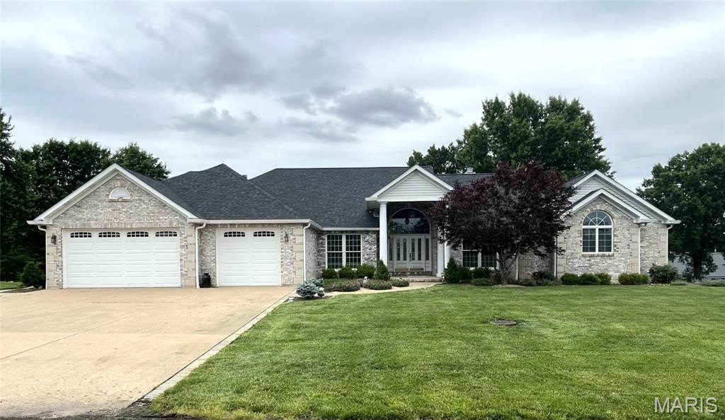 Single Family 3BR 5BA - 5 Woods Fort Court, Troy, MO