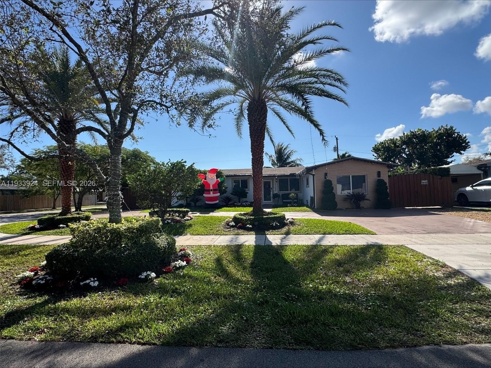 Single Family 3BR 2BA - 9300 SW 192nd Dr, Cutler Bay, FL