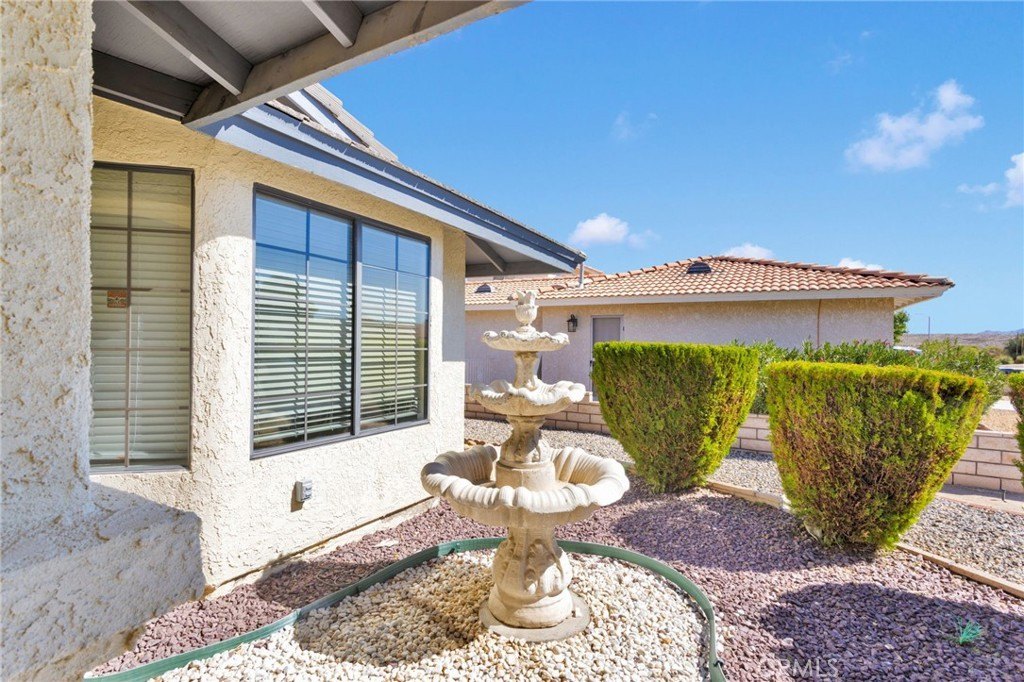 15200 Wildflower  