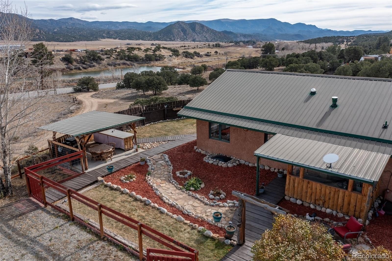 Single Family 3BR 3BA - 24700 US Highway 285, Buena Vista, CO