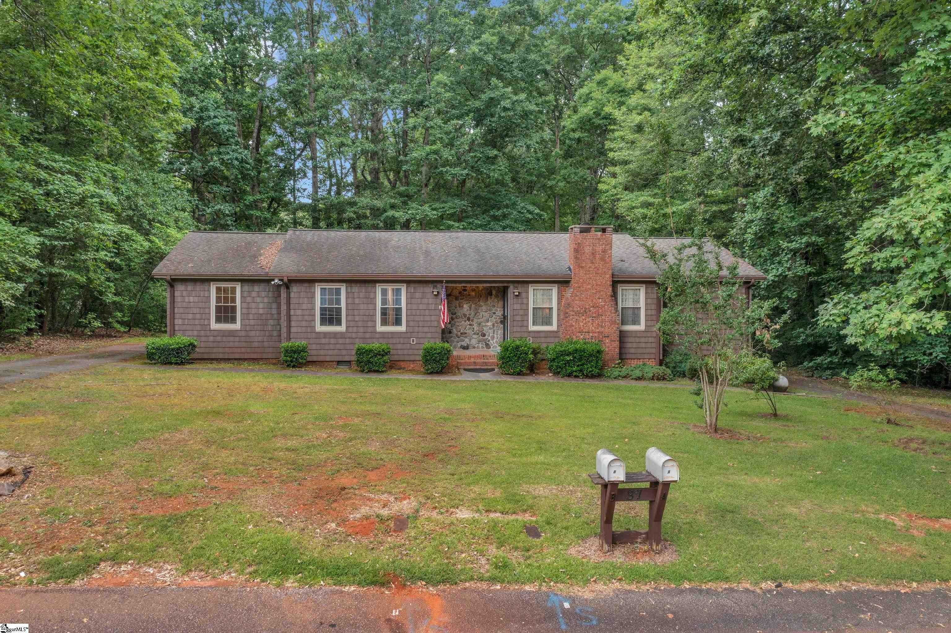 Duplex - 37 Wedgefield Drive, Boiling Springs, SC