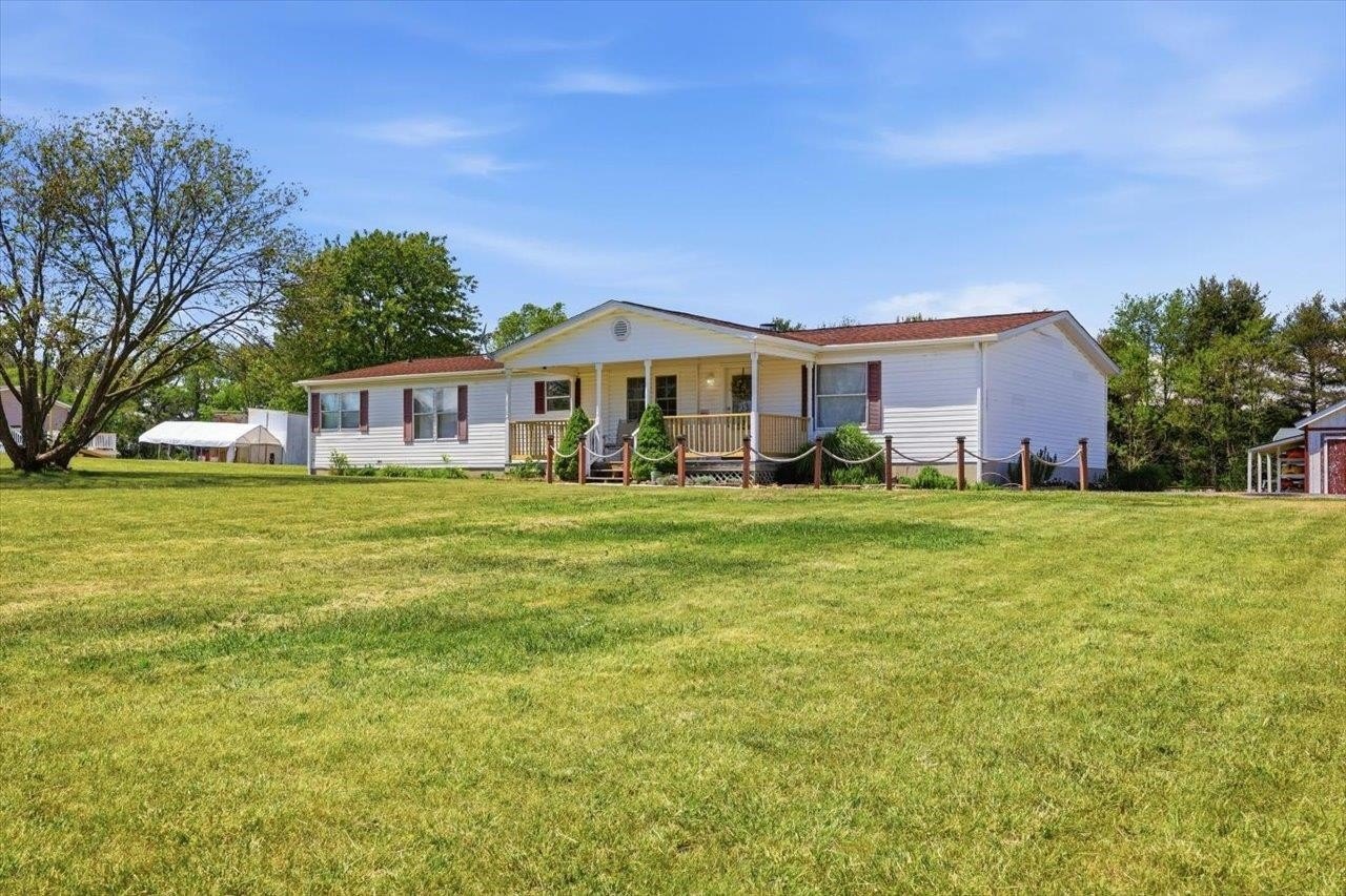 Single Family 3BR 2BA - 3437 LYNDHURST RD, STUARTS DRAFT, VA