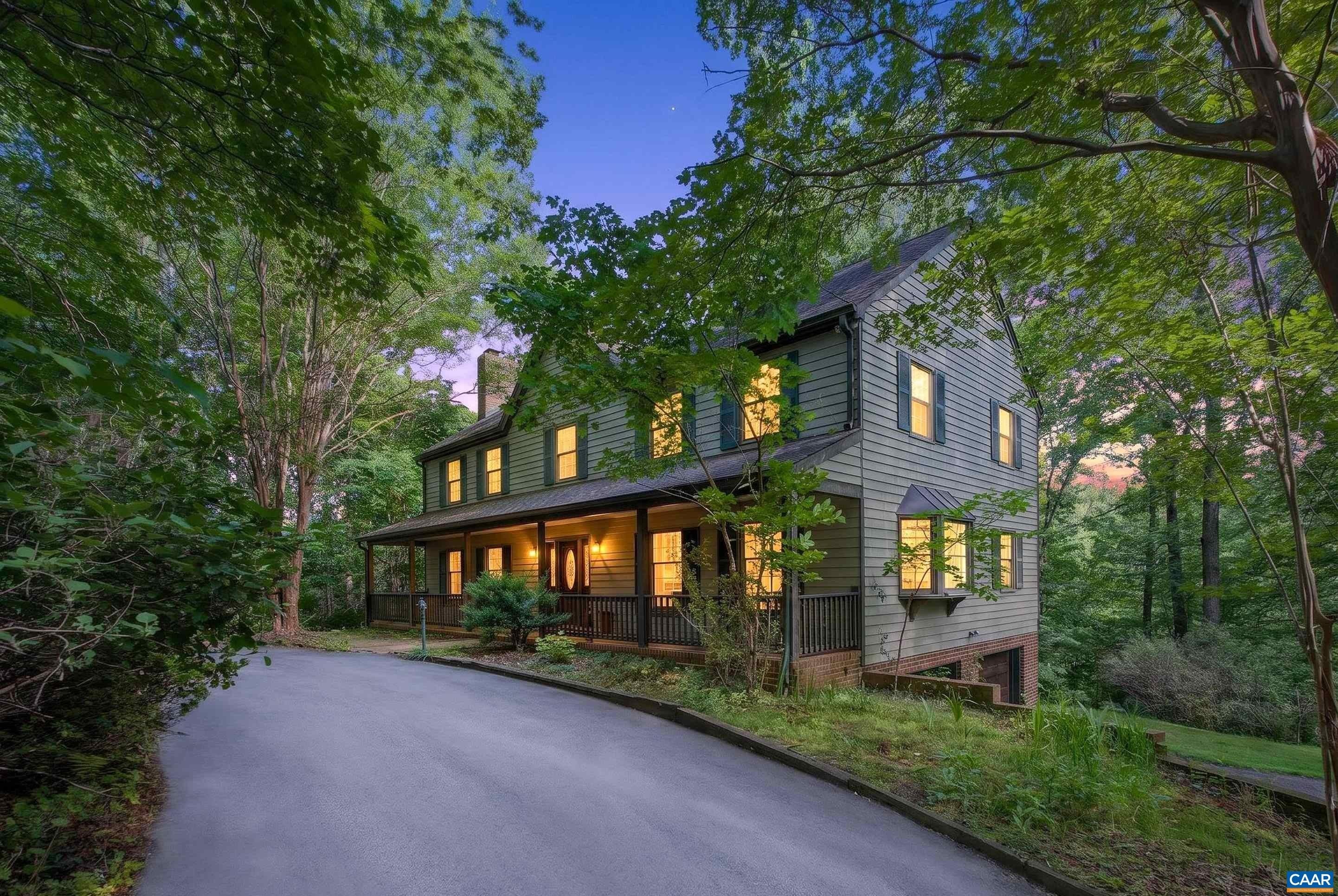 Single Family 4BR 4BA - 2200 ROCKY RUN, CHARLOTTESVILLE, VA
