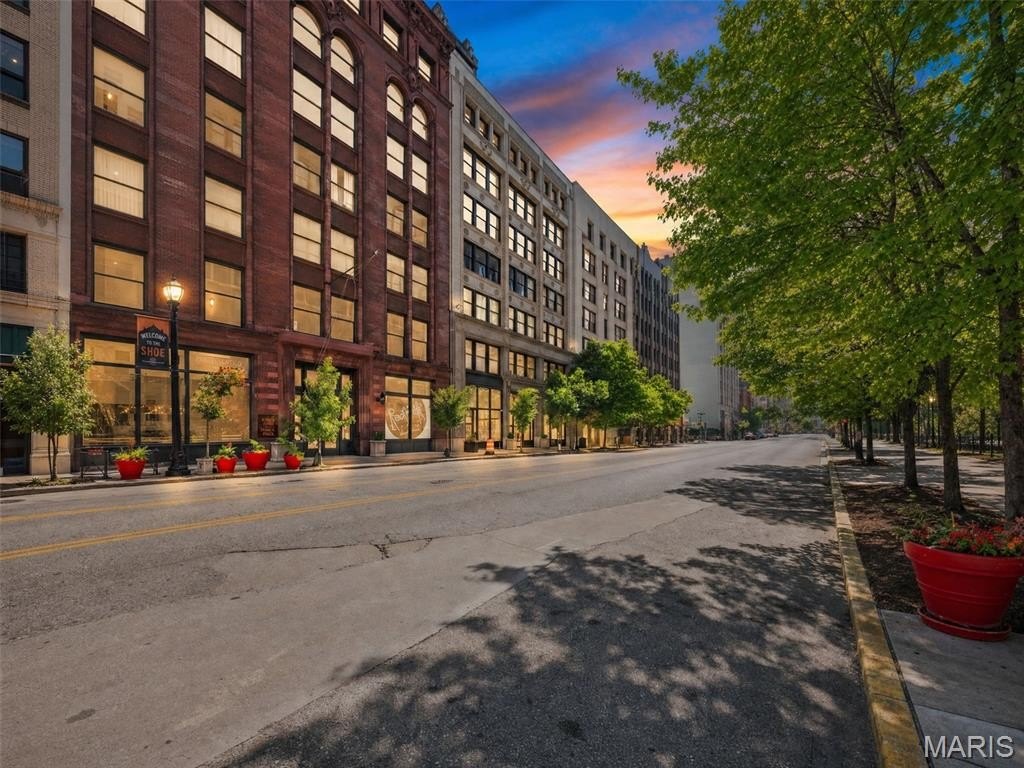 Condo 1BR 2BA - 1015 Washington Avenue, St Louis, MO