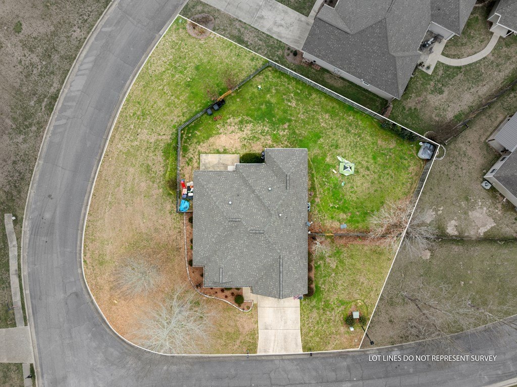 Single Family 3BR 2BA - 77 Joshbury Circle, Laurel, MS