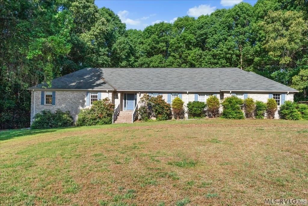 Single Family 3BR 3BA - 350 Flat Rock Rd, Boydton, VA
