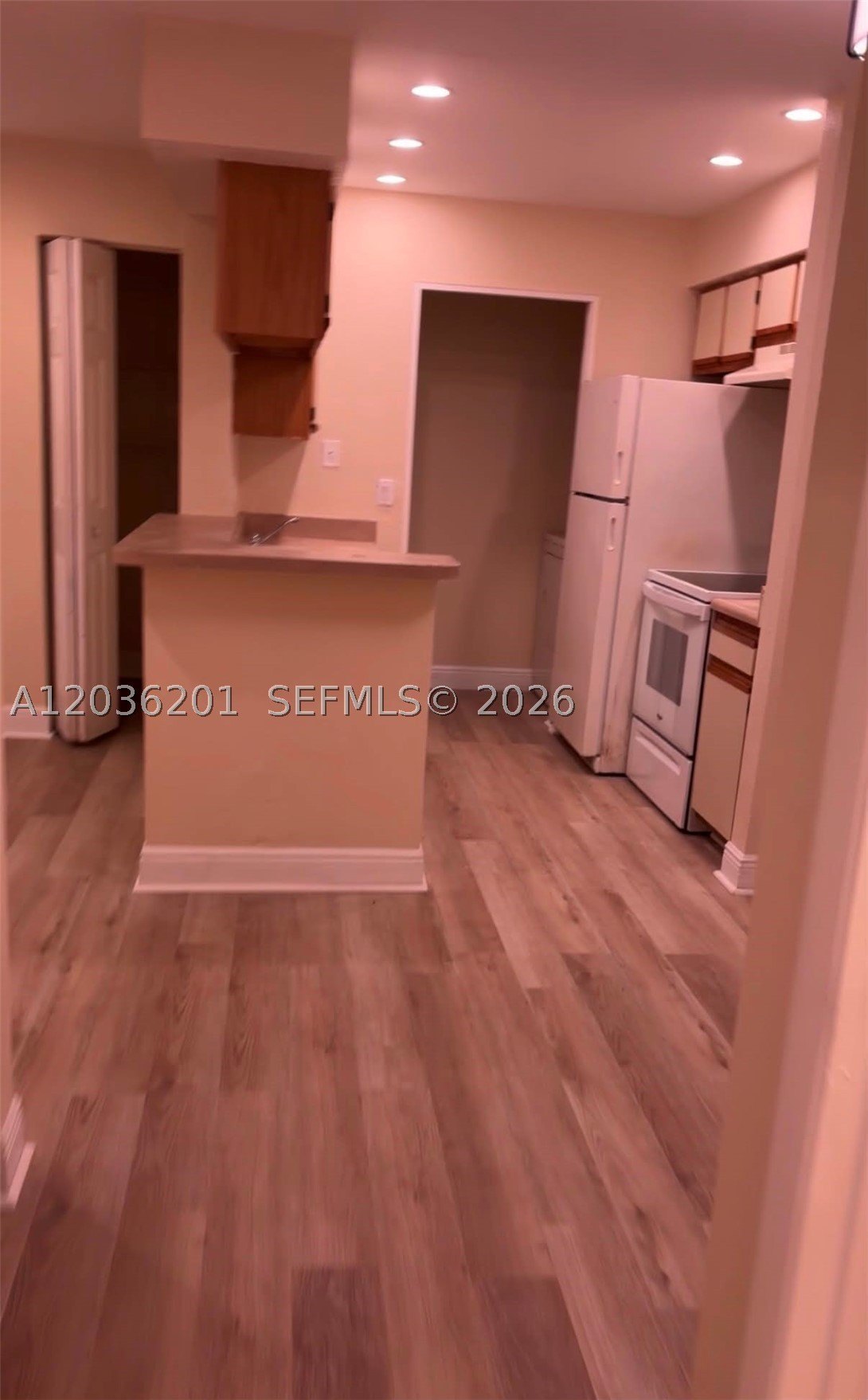 Condo 2BR 1BA - 1247 SW 46th Ave, Pompano Beach, FL