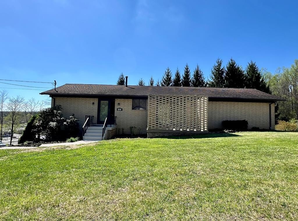 Single Family 3BR 3BA - 141 Marianna Lane, SHADY SPRING, WV