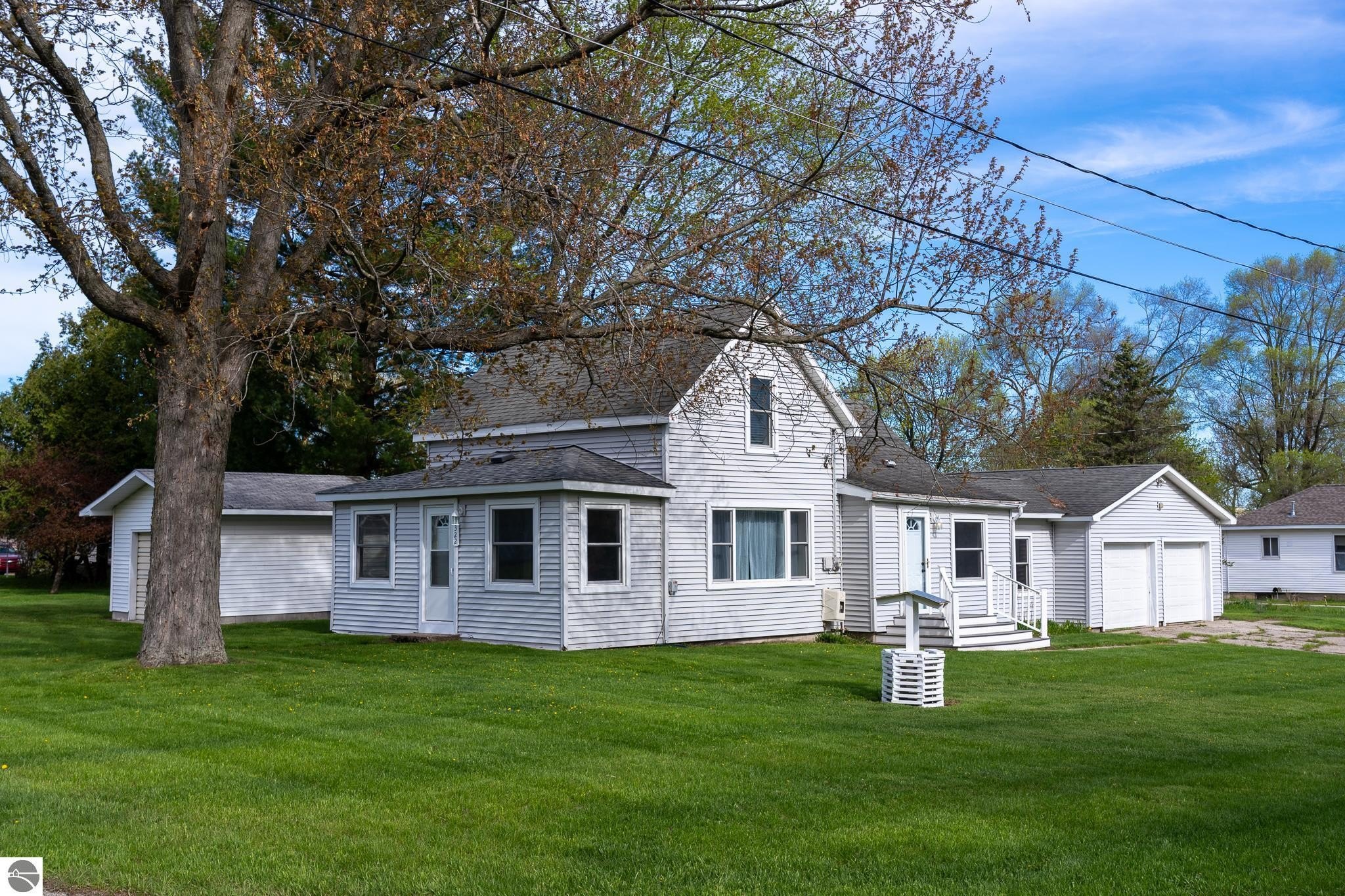 Other 3BR 1BA - 322 E Osceola Avenue, Reed City, MI