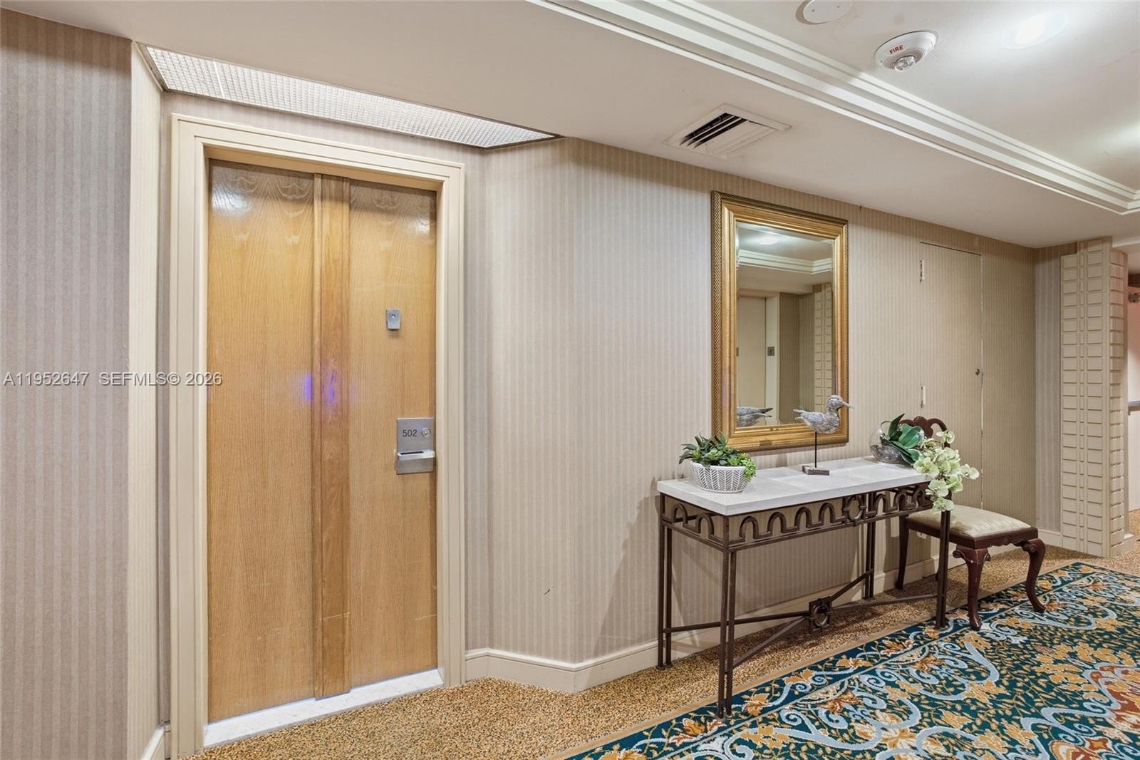 Condo 3BR 3BA - 20185 E Country Club Dr, Aventura, FL