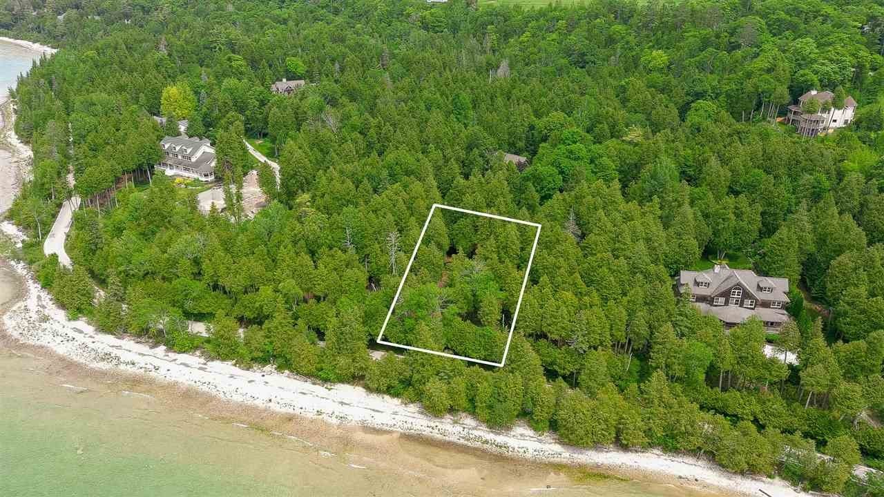 Single Family - 0 Cedar Point, Mackinac Island, MI