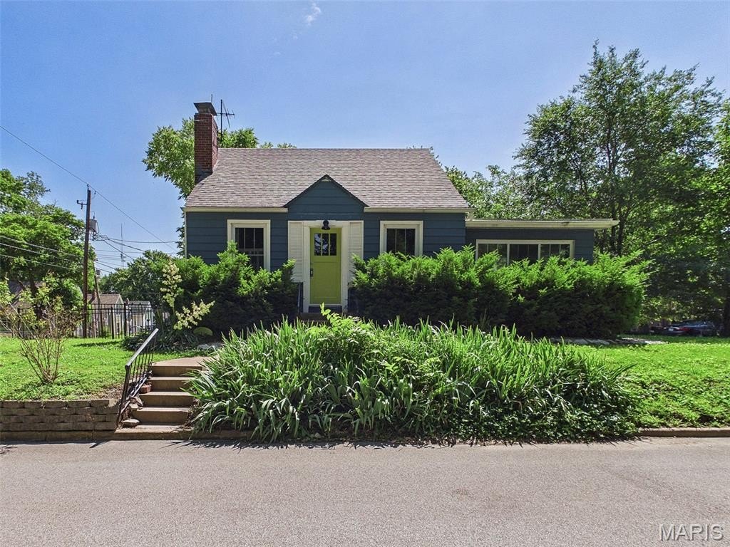 Single Family 2BR 1BA - 116 N Myrtle Street, Edwardsville, IL