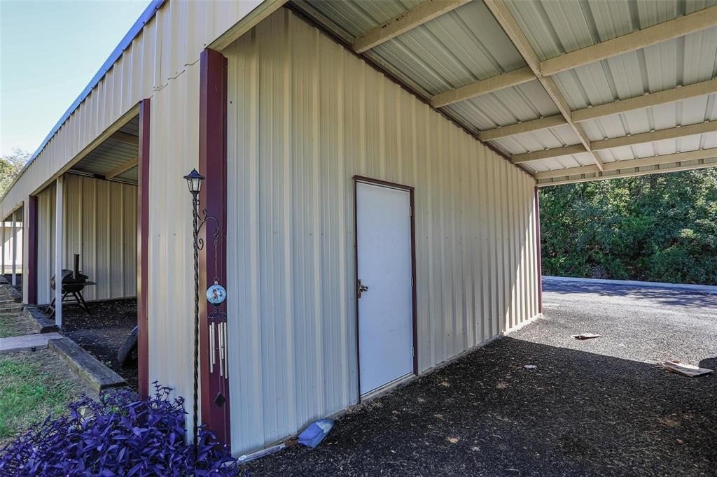 Triplex 18BR 9BA - 716 ROCKY RIDGE FLATTS Road, Oak Ridge, TX