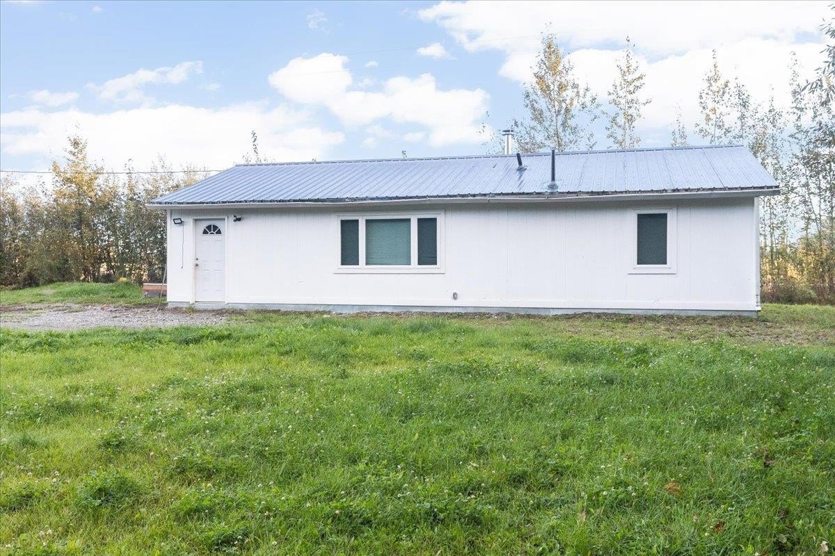 Single Family 3BR 2BA - 2175 BUNGE STREET, North Pole, AK