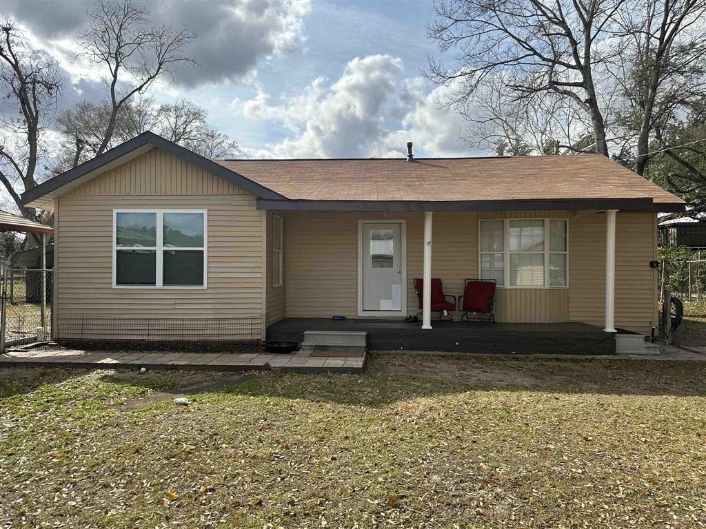 Single Family 3BR 2BA - 551 N Crocker Street, Sulphur, LA