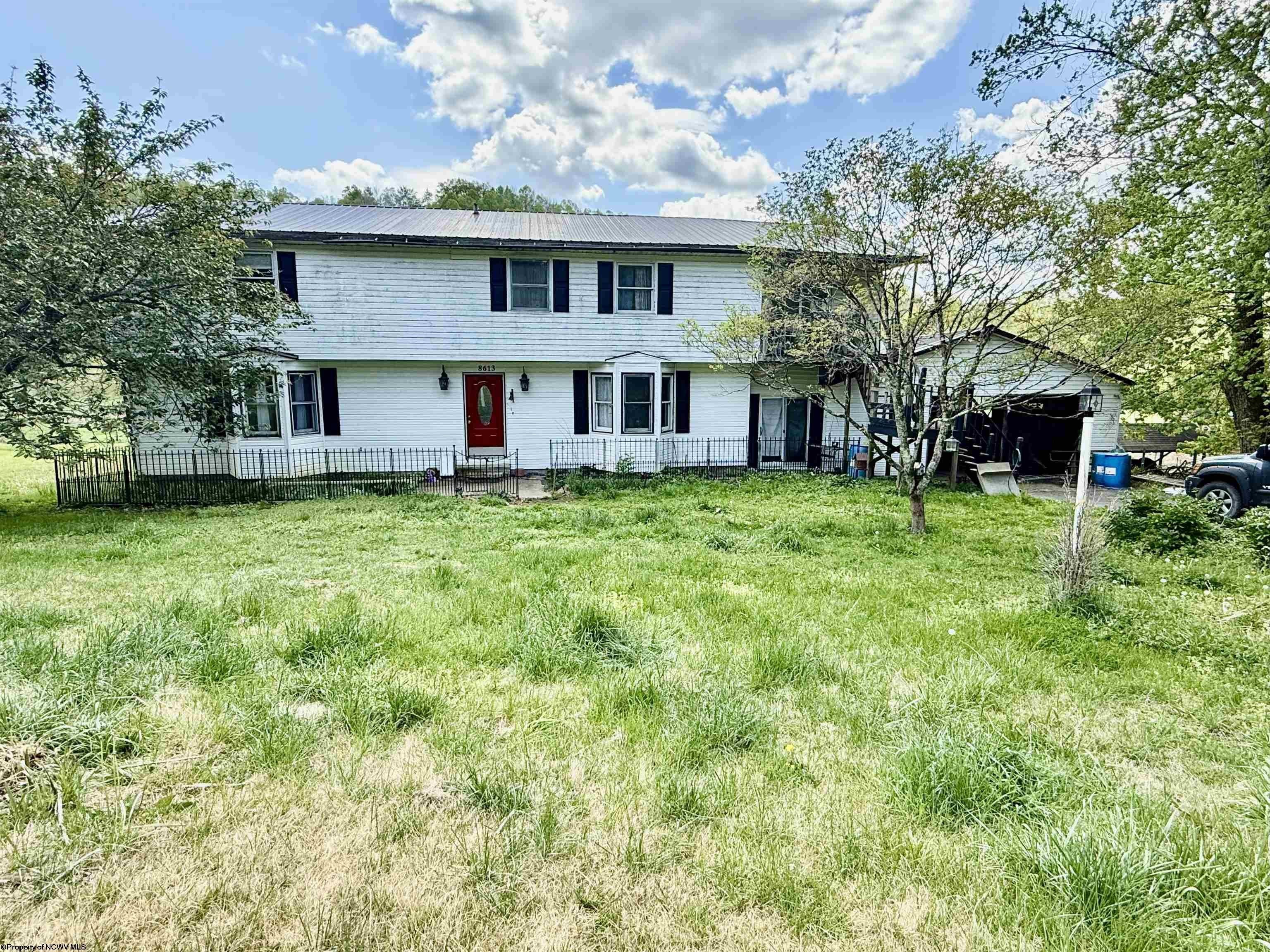 Single Family 5BR 3BA - 8613 Georgetown Road, Roanoke, WV
