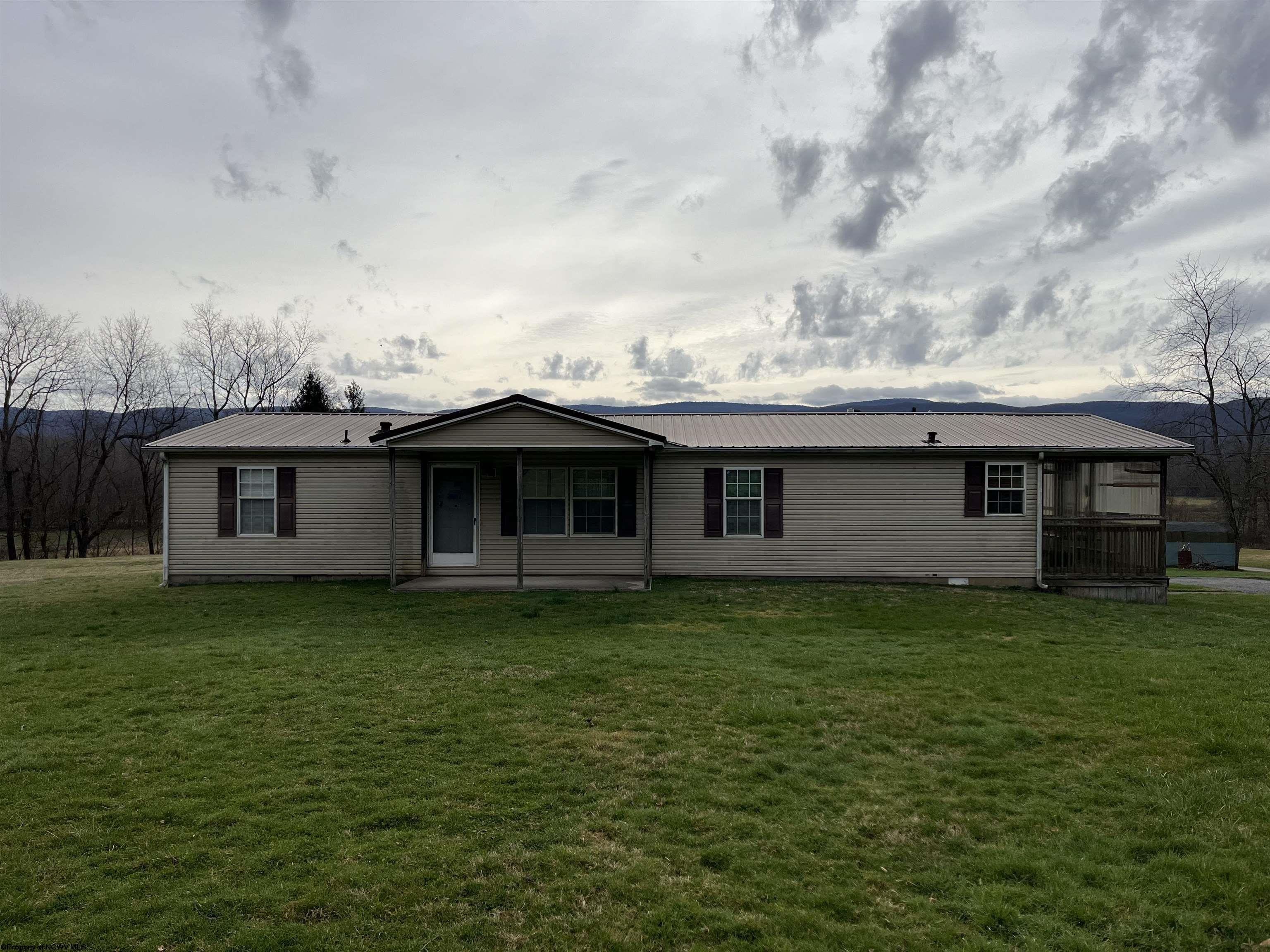 Single Family 3BR 2BA - 8945 Seneca Trail, Mill Creek, WV