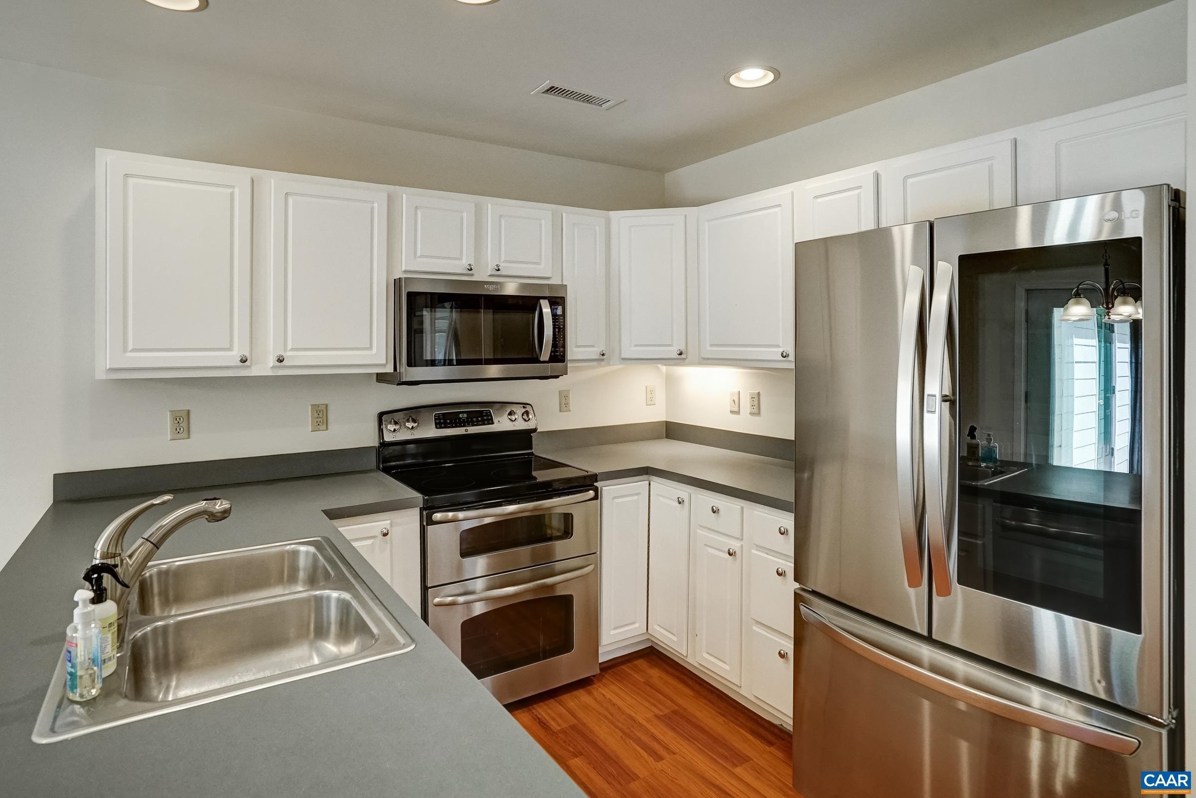 Single Family 3BR 2BA - 1253 CLOVER RIDGE PL, CHARLOTTESVILLE, VA
