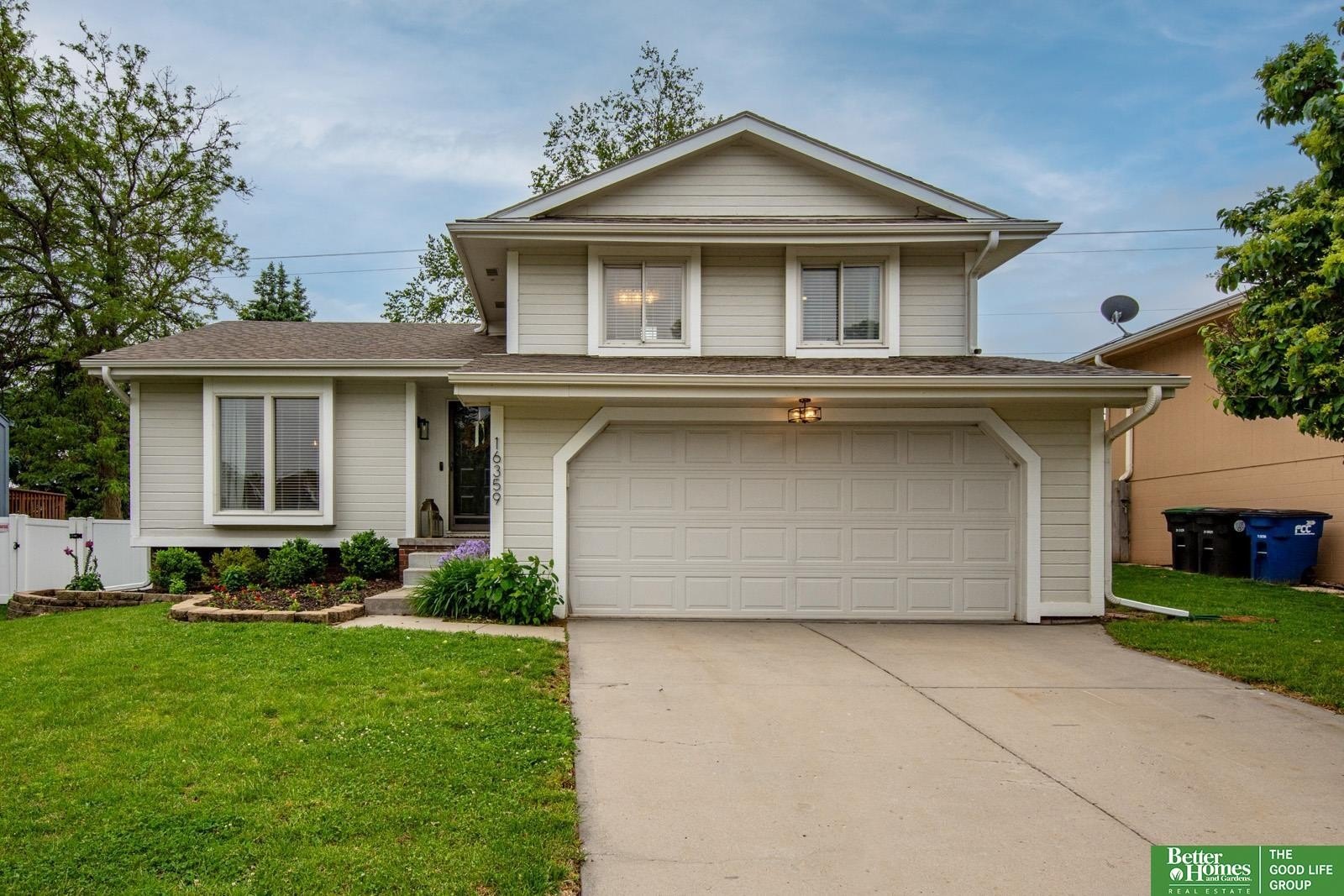 Single Family 3BR 2BA - 16359 Weir Street, Omaha, NE
