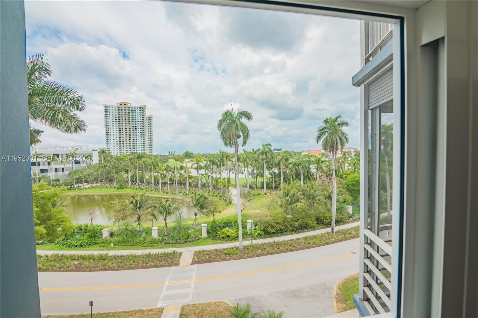 Condo 2BR 2BA - 200 Diplomat Pkwy, Hallandale Beach, FL