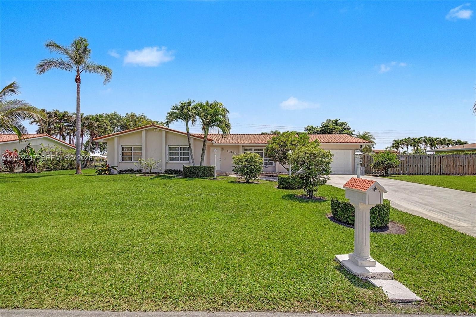 Single Family 4BR 3BA - 11380 SW 131st St, Miami, FL