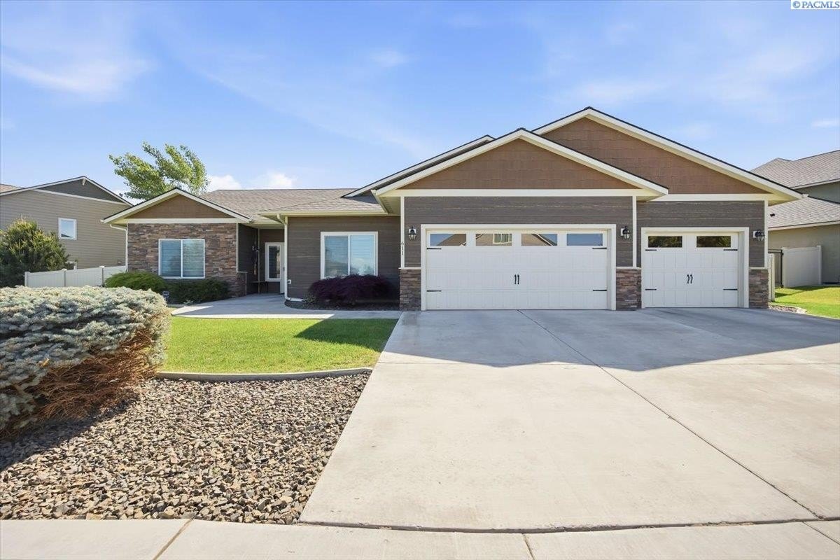 Other 4BR 2BA - 611 Hunter St, Richland, WA