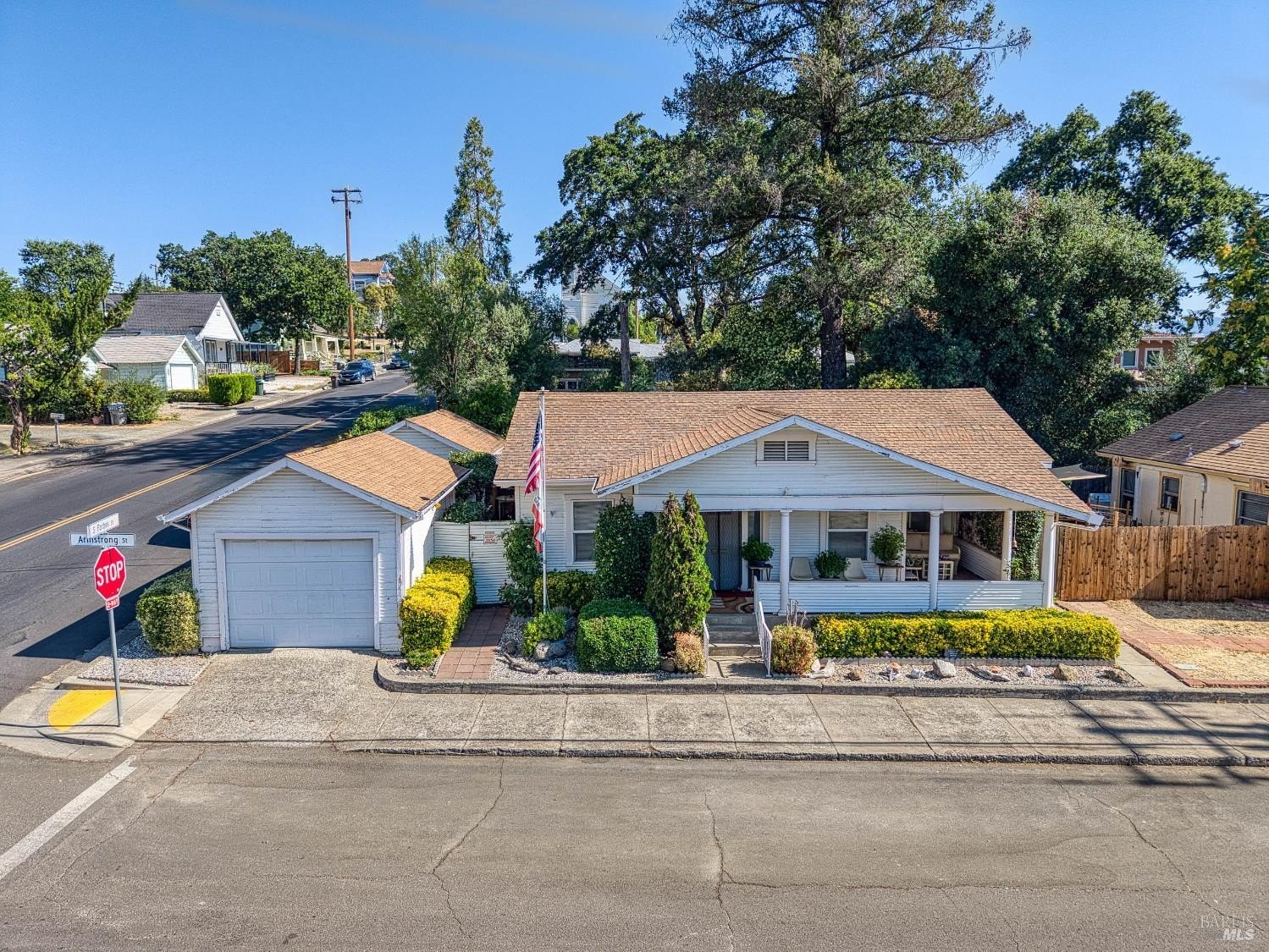Single Family 2BR 1BA - 130 Armstrong Street, Lakeport, CA