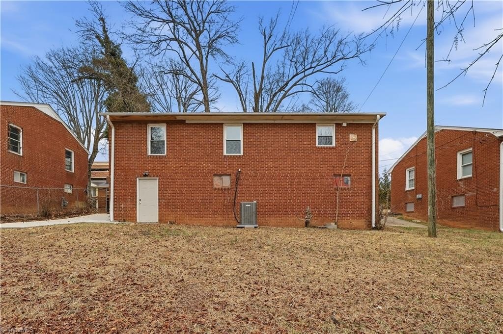 Single Family 3BR 1BA - 844 Willow Place, High Point, NC