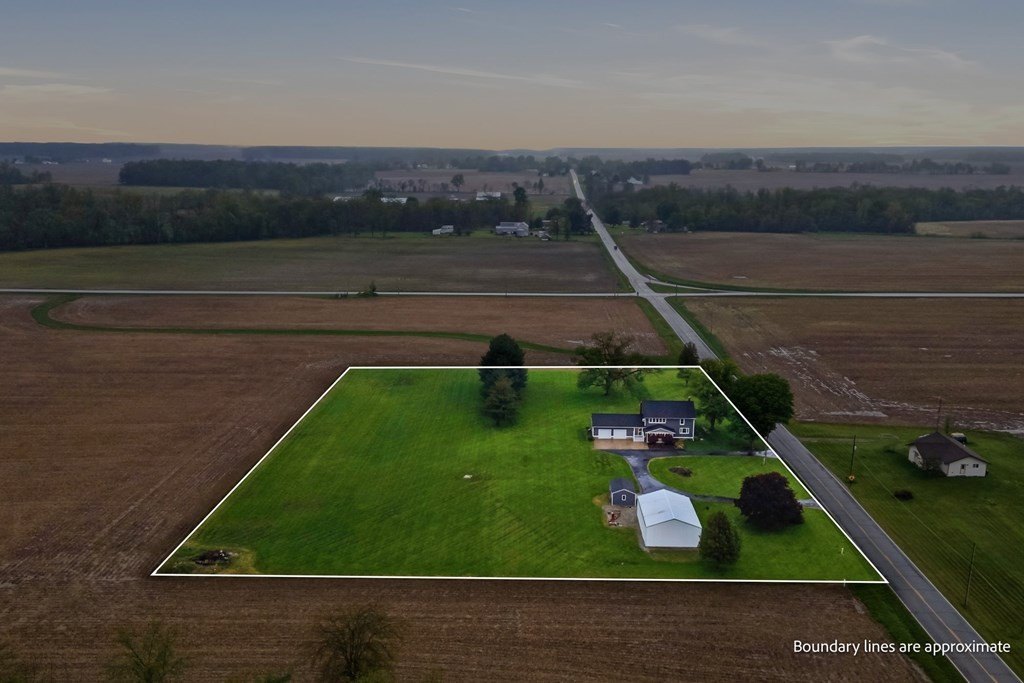 Single Family 5BR 2BA - 5134 Holmes Center, Bucyrus, OH