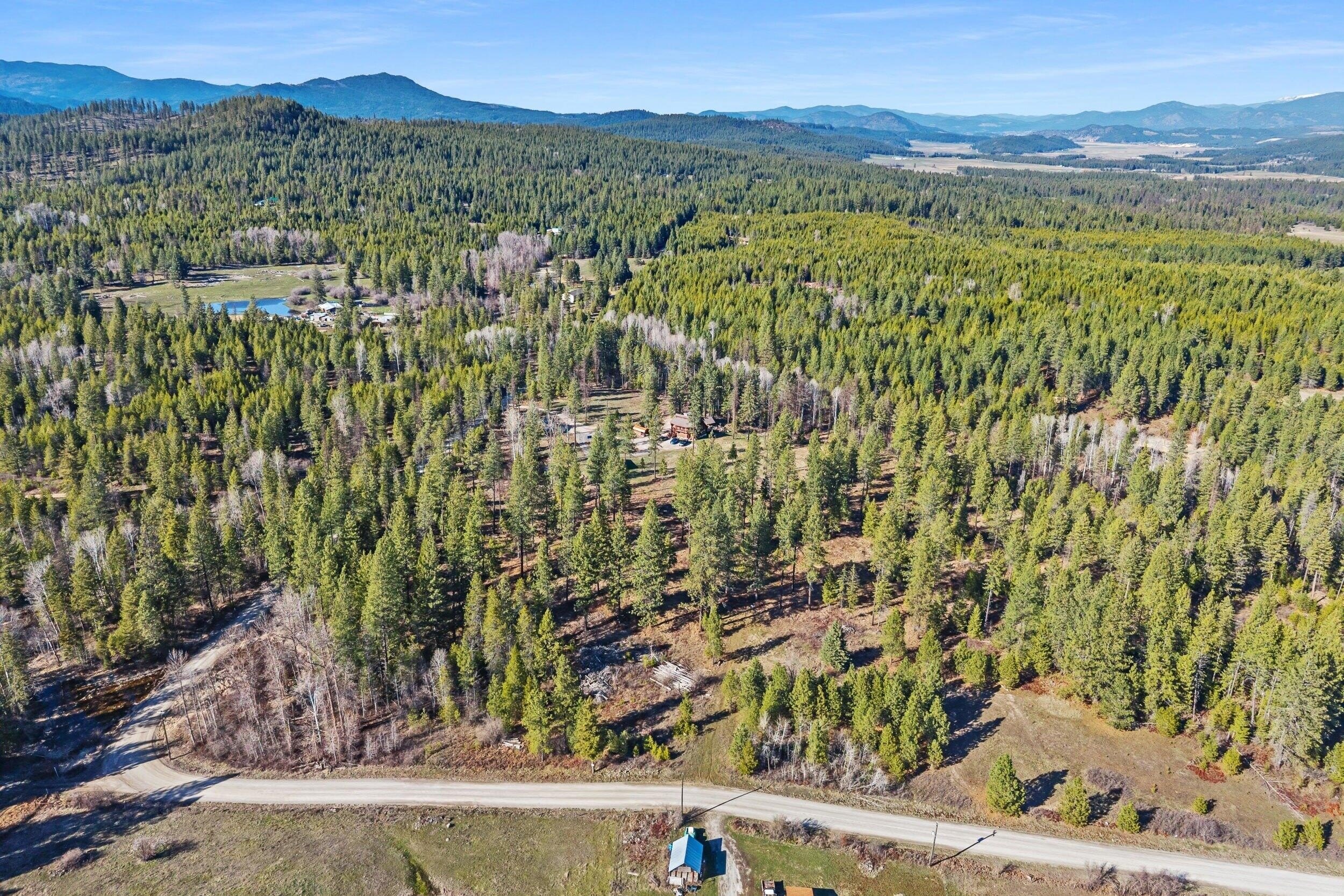Single Family 3BR 3BA - 4158 LUMBERG RD, SPRINGDALE, WA