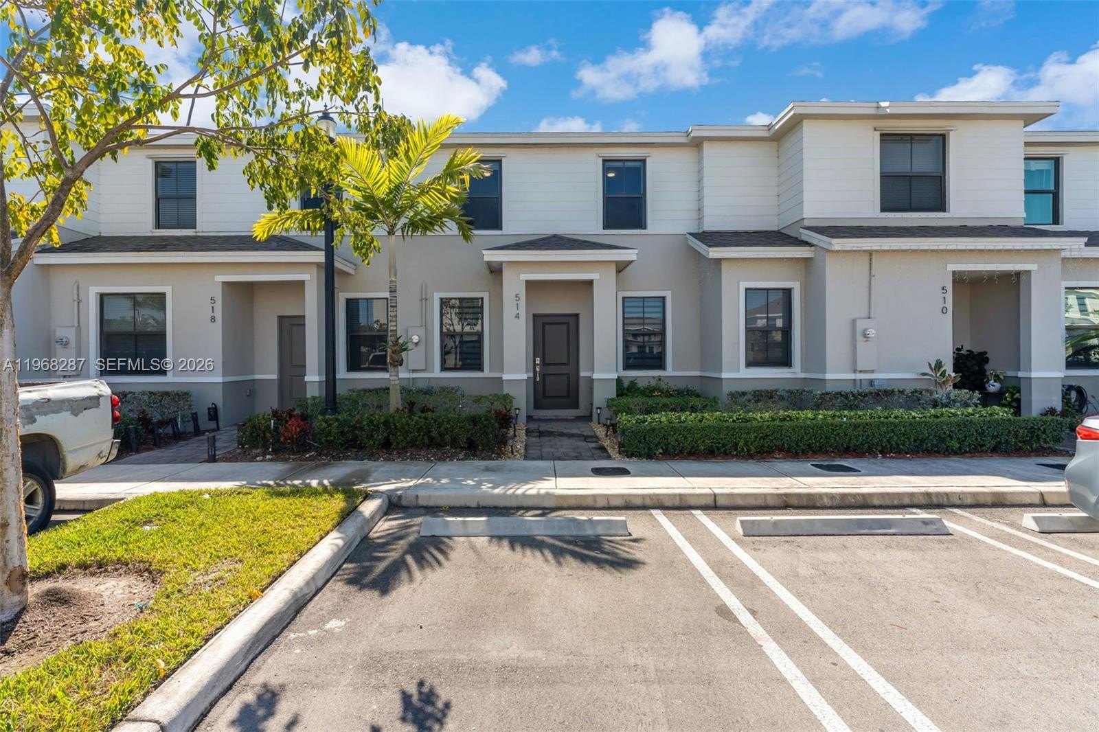 Single Family 3BR 3BA - 514 NE 12th St, Florida City, FL