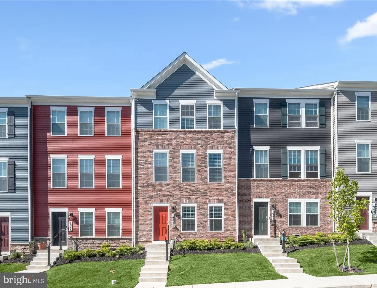 Single Family 4BR 4BA - 1944 FAUNA DR, FREDERICK, MD