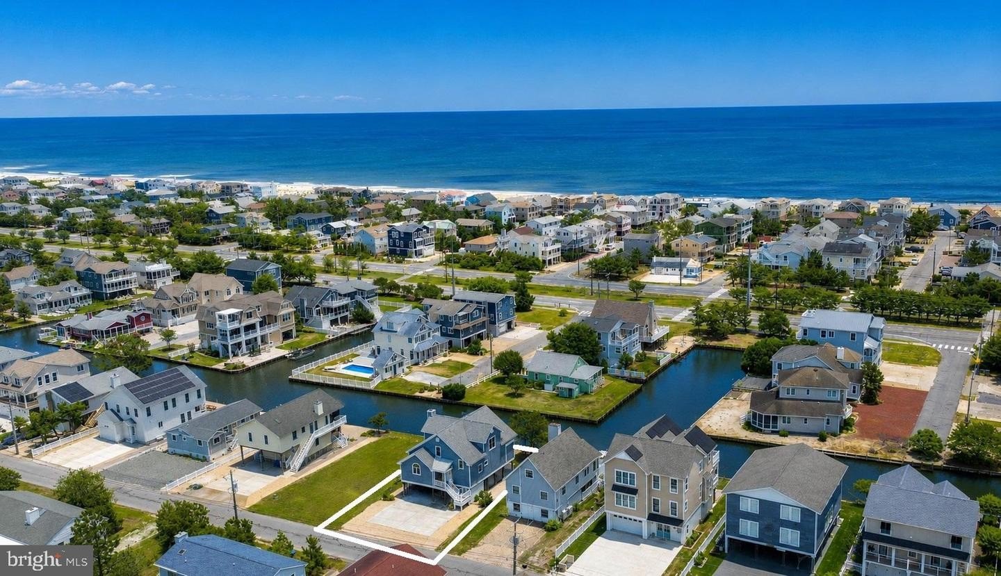Single Family 4BR 5BA - 138 BAYSHORE DR, SOUTH BETHANY, DE