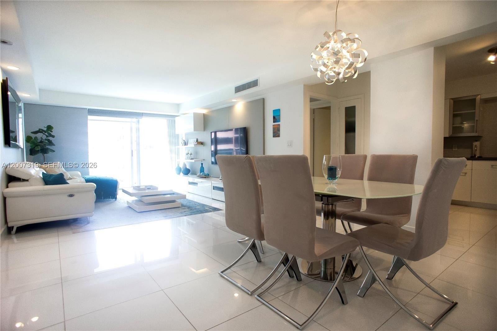 Condo 2BR 2BA - 5161 Collins Ave, Miami  Beach, FL