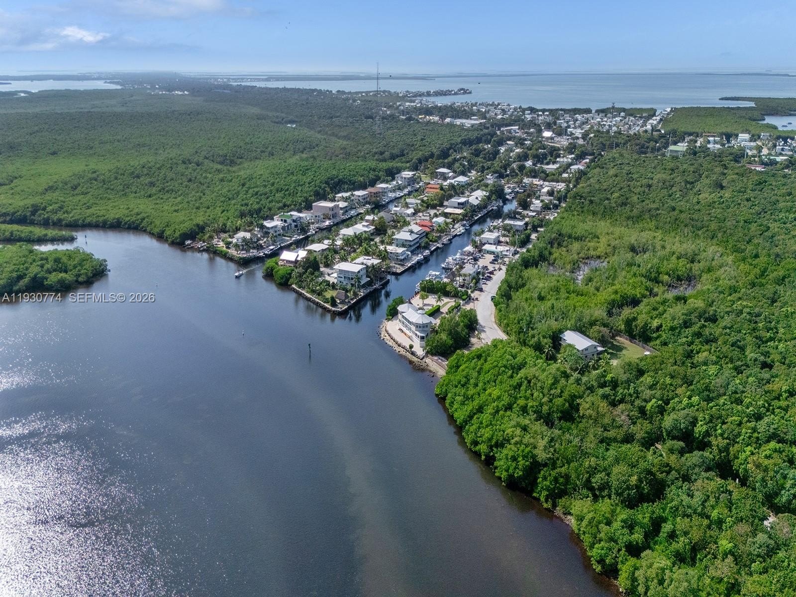 Single Family 6BR 6BA - 57 Garden Cove Dr, Key Largo, FL