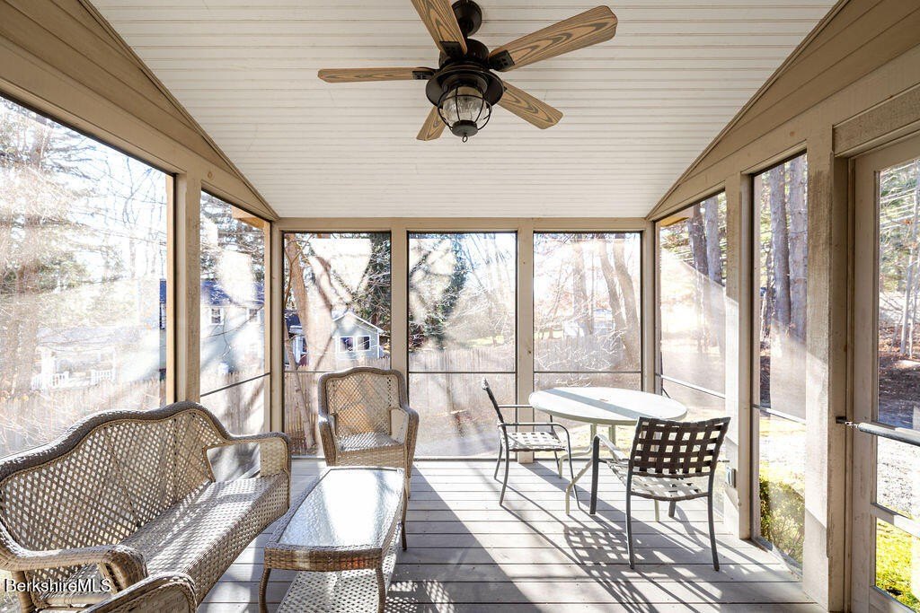 Condo 3BR 2BA - 165 Maple Ave unit: D, Great Barrington, MA