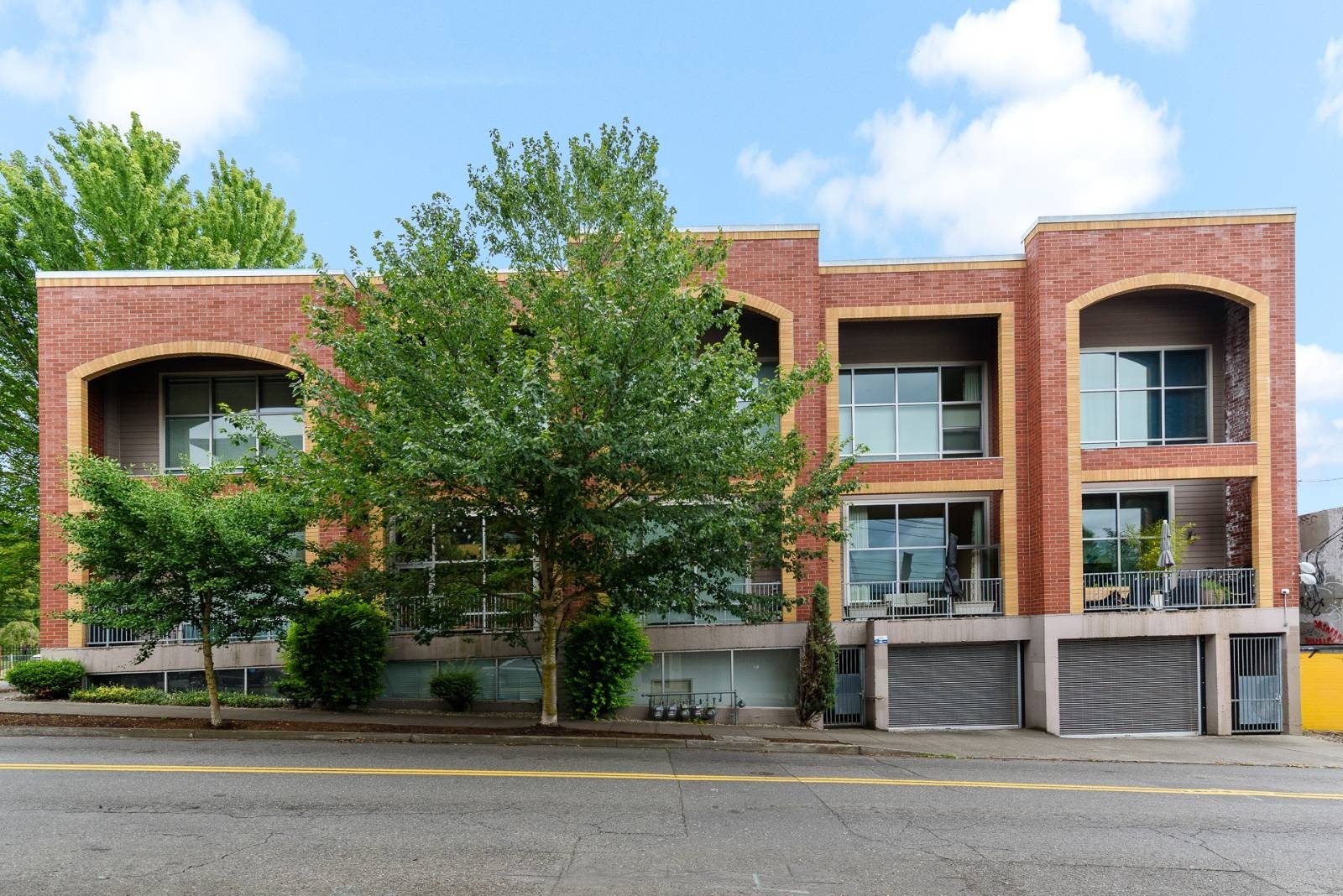 Single Family 3BA - 2006 SE Morrison St, Portland, OR