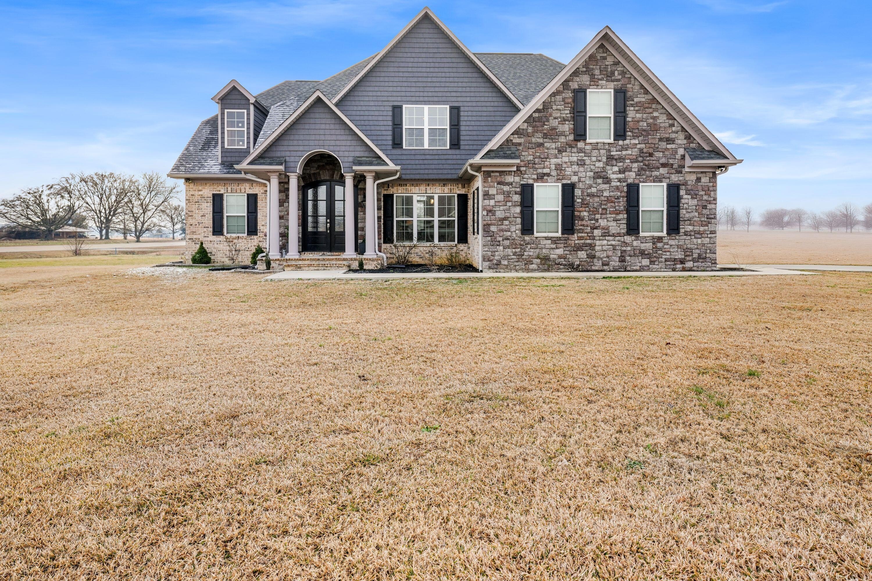 Single Family 4BR 3BA - 107 Road 2768, Baldwyn, MS