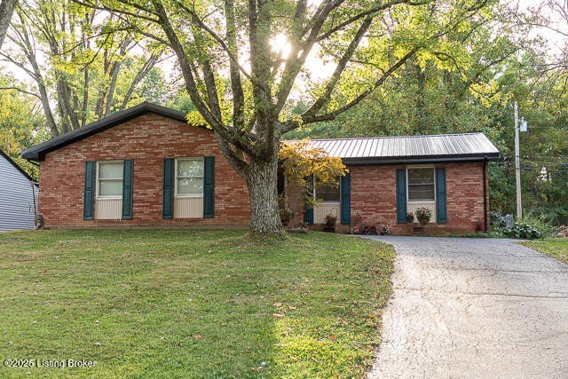 2131 Seneca Dr  
